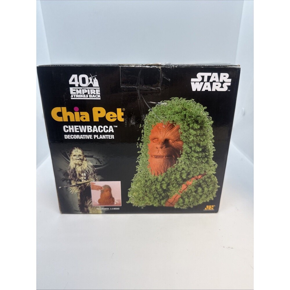Chia CP430-01 Pet Star Wars Chewbacca with Seed Pack Decorative Planter, New